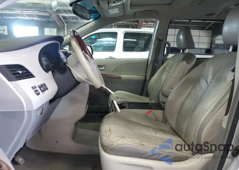 2011 Toyota Sienna Xle z USA, uszkodzony, nr VIN 5TDDK3DC4BS006272